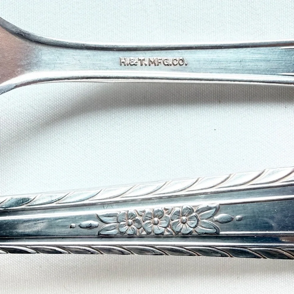 12 Vintage H&T Mfg Co. (Holmes & Tuttle) Spoons Silver‎ Plated Wentworth 1938